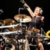 ¡Rick Allen de Def Leppard revela los desafiantes momentos que vive tras un ataque violento!