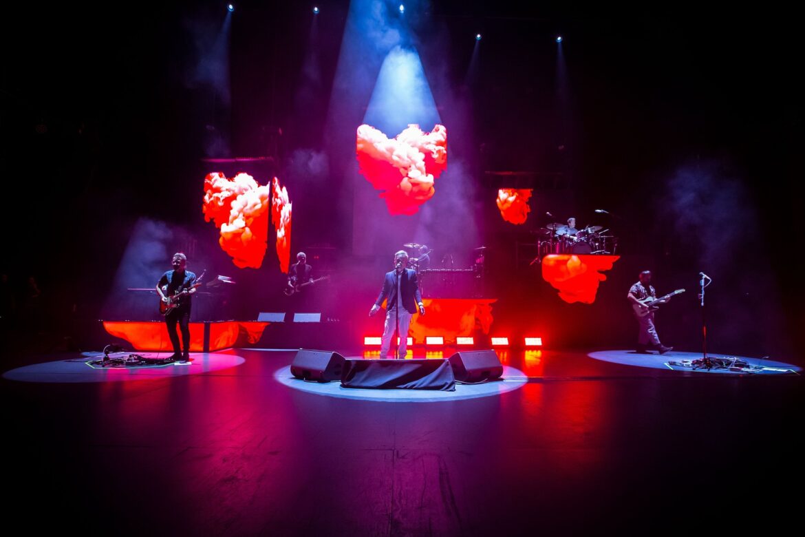 Love of Lesbian